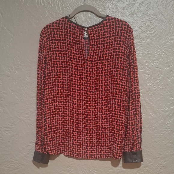 Zara Wome's Red and Black Geometric Blouse Size M - Picture 6 of 10